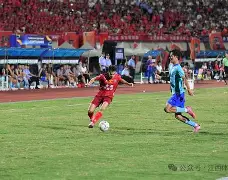 胜负难定!国内足球赛场悬念不断